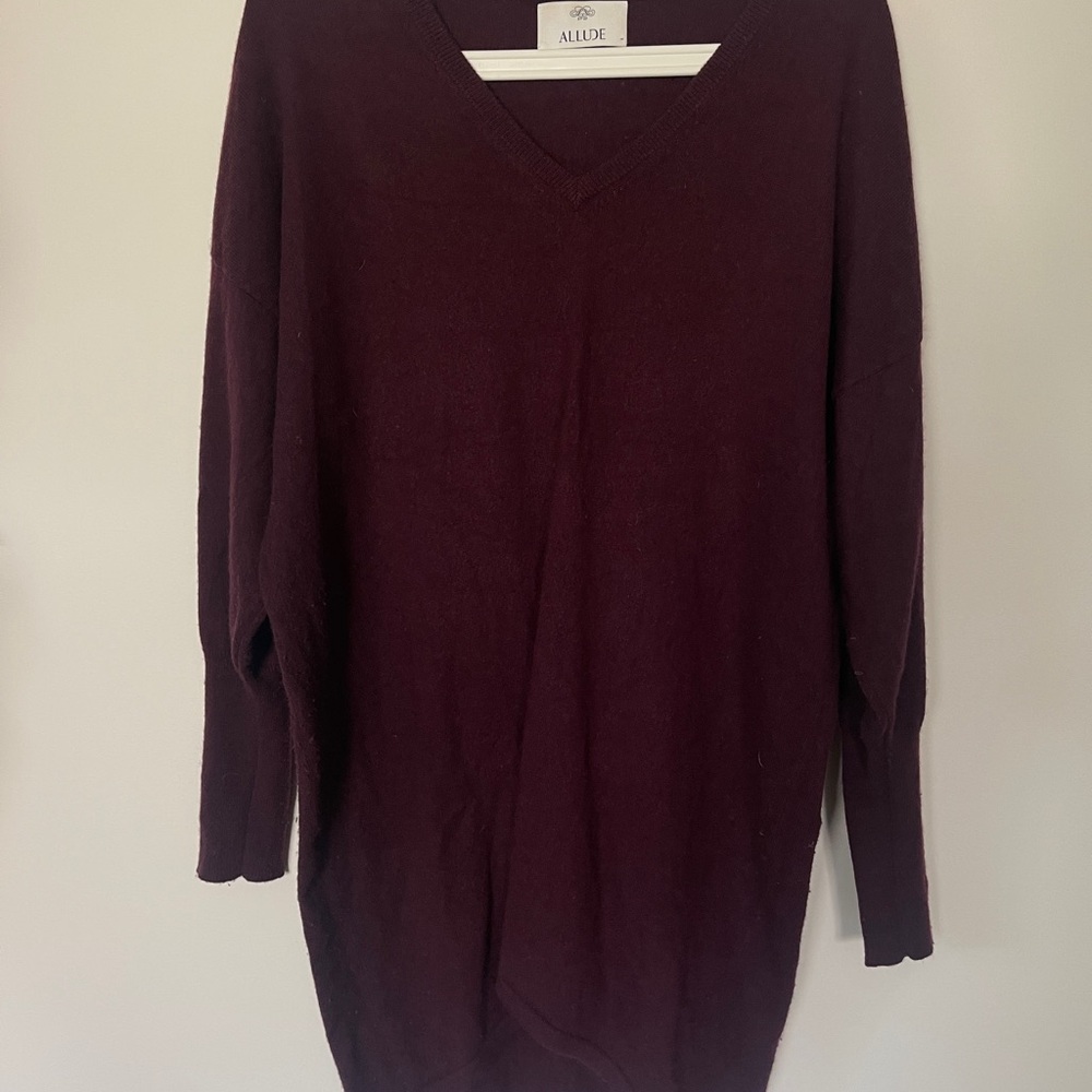 Allude Women's Burgundy Cashmere Long Sweater